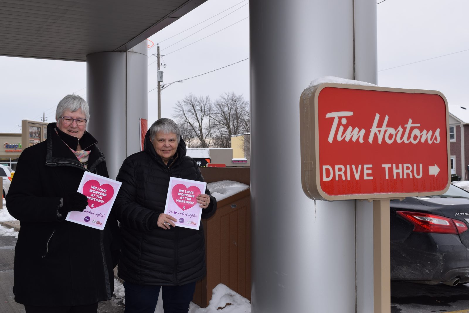 Labour Council gives some love to Tim Hortons workers