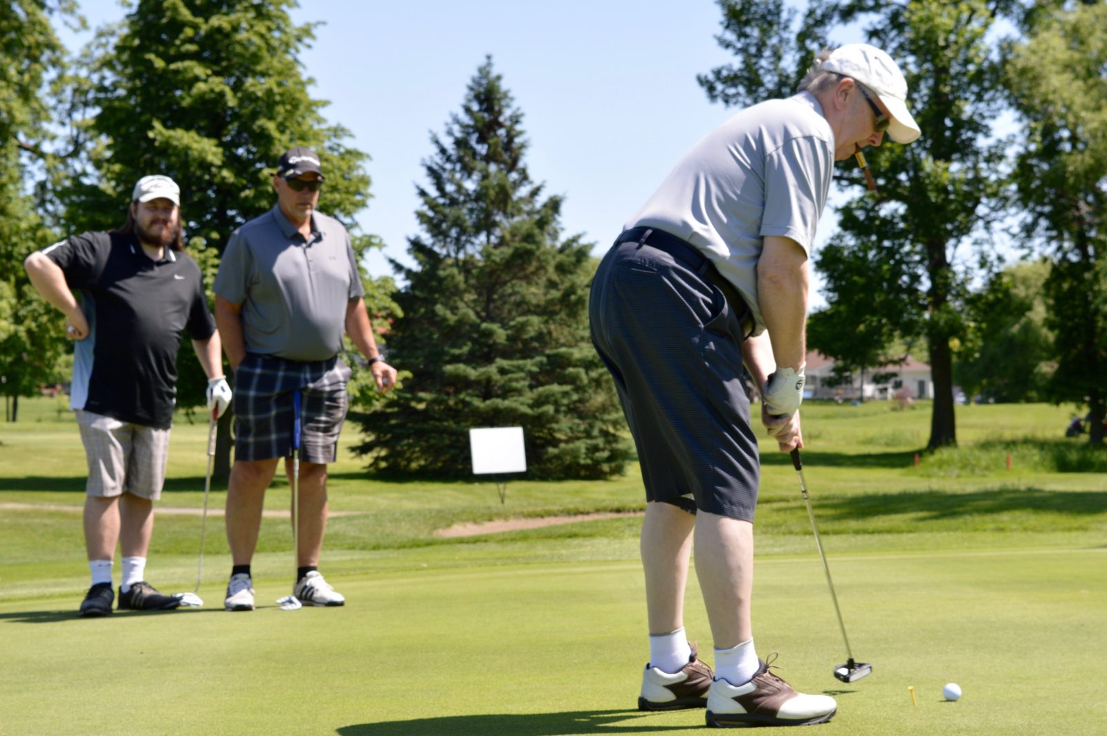 Golfing for Hospice