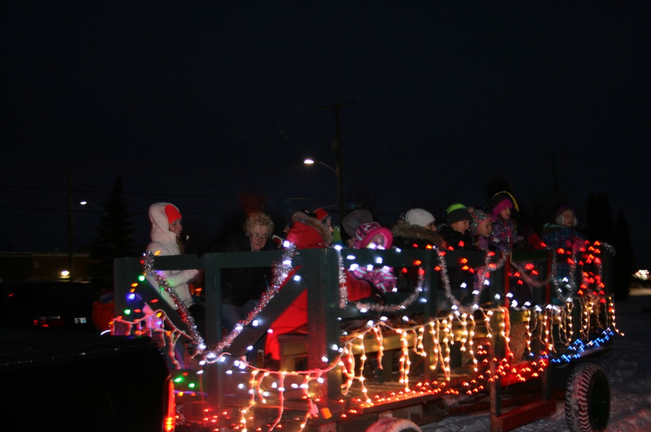 Long Sault Christmas Wagon ride supports rural schools