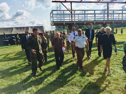 Federal Public Safety Minister tours Nav Centre
