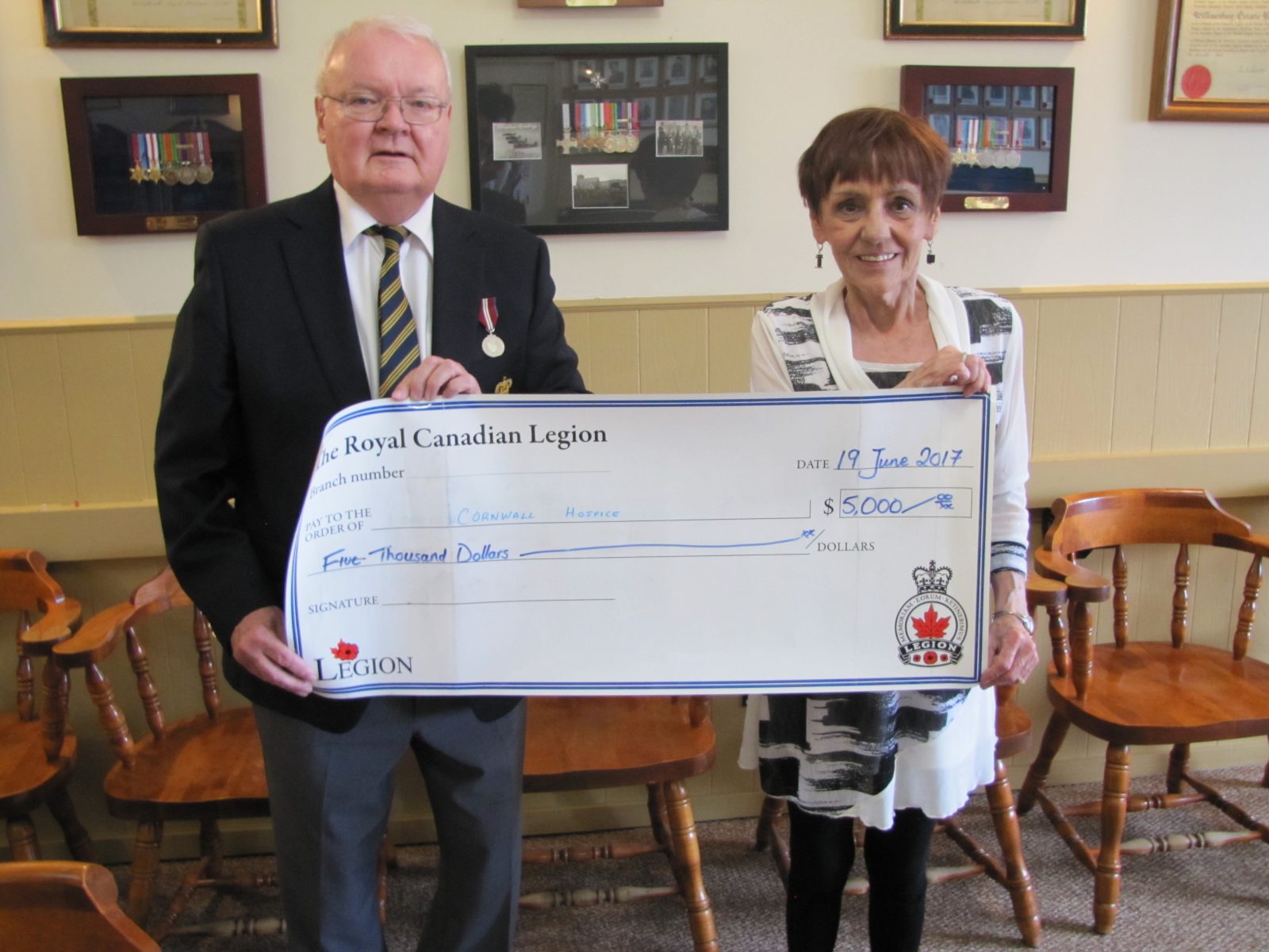 Morrisburg Legion makes sizable donation to Hospice Cornwall