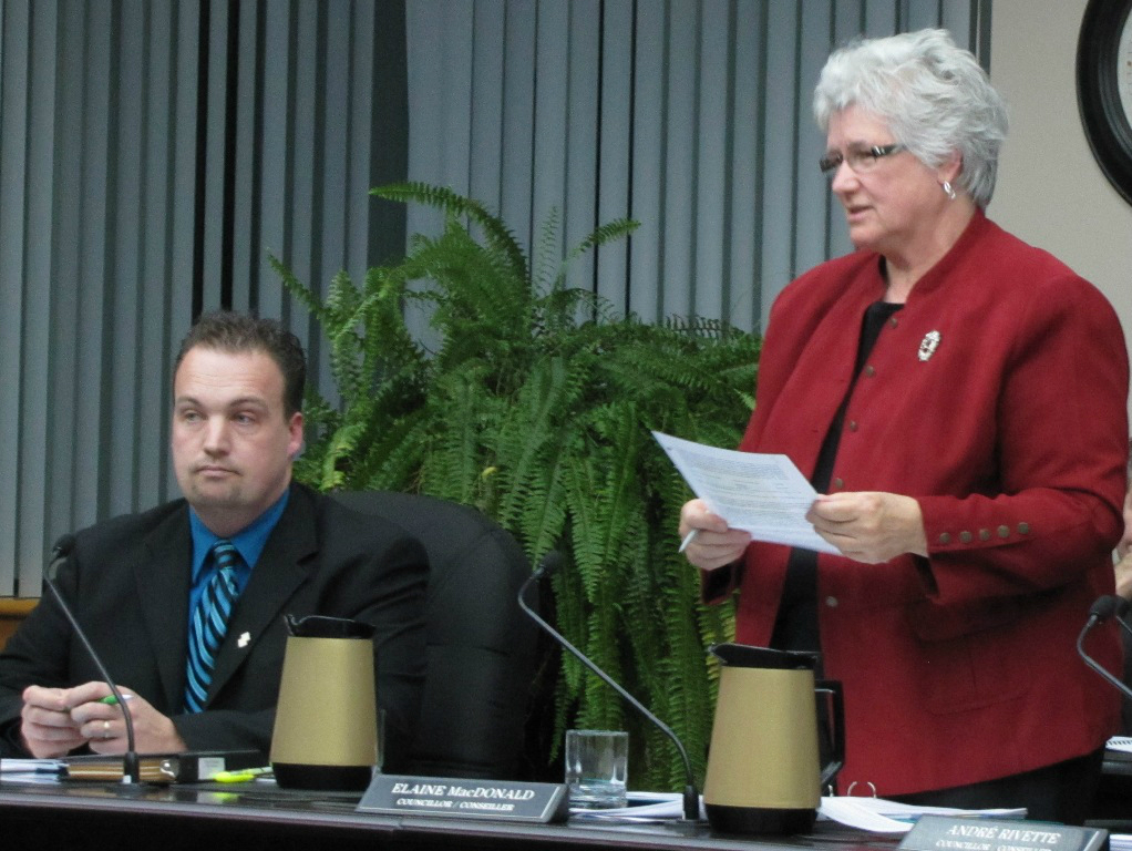 Dupelle slams poor communication between city hall, residents