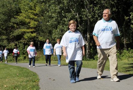 Dialysis patient marches with family at Kidney Walk