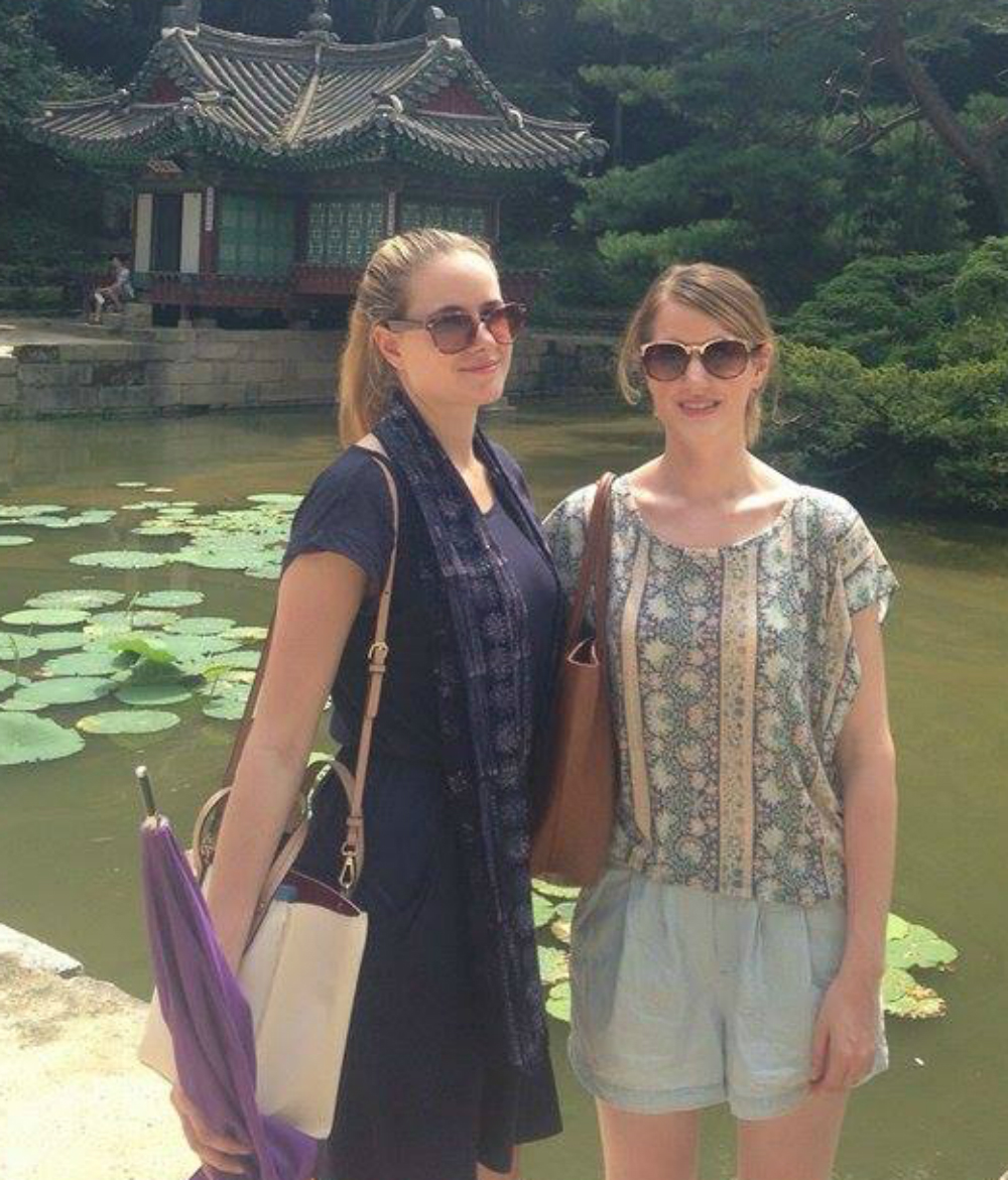 Cornwall sisters move to South Korea for teaching assignments