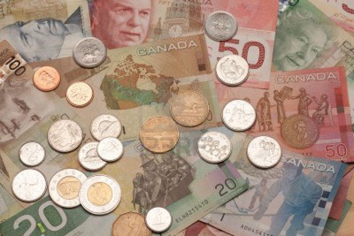 Eastern Ontario mayors want public sector salary awards slashed