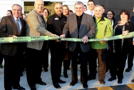 New Cornwall FreshCo officially opens its doors