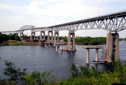 UPDATE: Water-based bridge pillars will be removed, says bridge corp