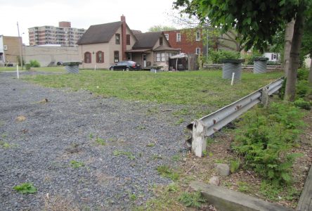 Former city gas station site, contaminated with toxins, subject of MOE focus