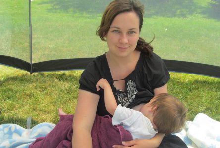 Cornwall participates in worldwide breastfeeding challenge