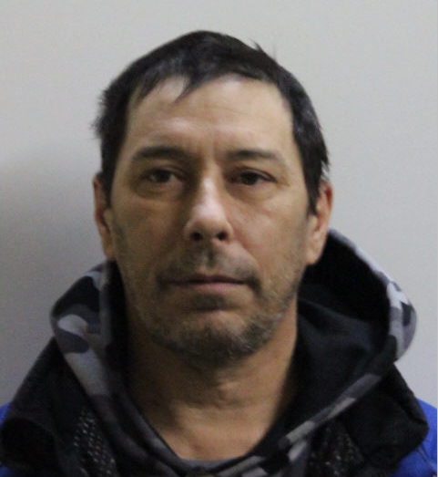 RCMP searching for wanted man in Cornwall