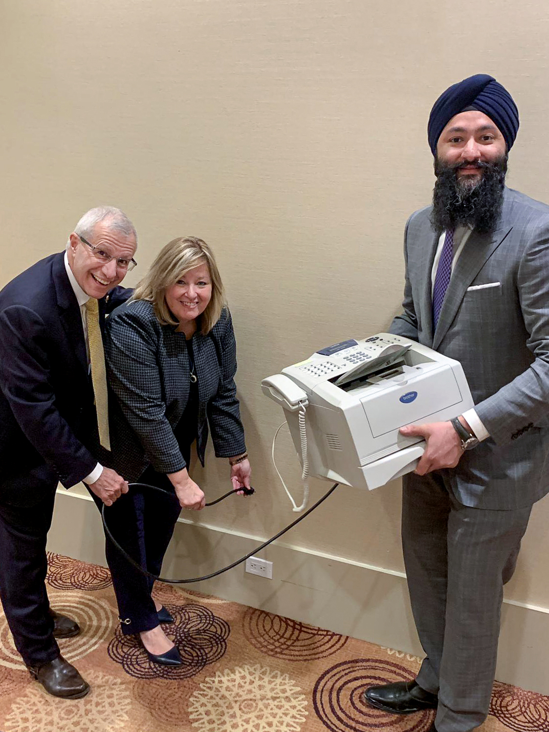 Ontario government aims to “Axe the fax”