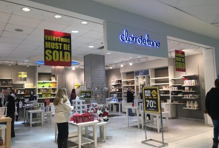 Cornwall Square to lose third store in two months