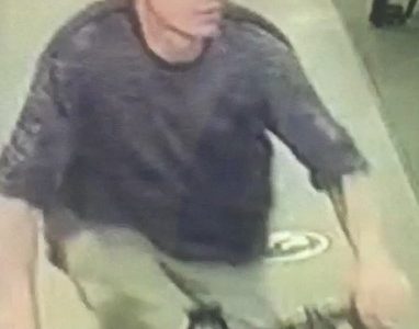 CPS searching for man who stole bike from Pitt St. store