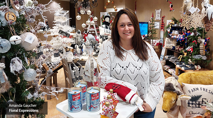 Christmas Store Opens in Cornwall Square