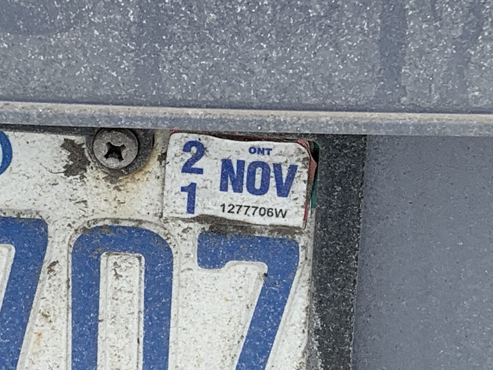 Ontario eliminating license plate stickers