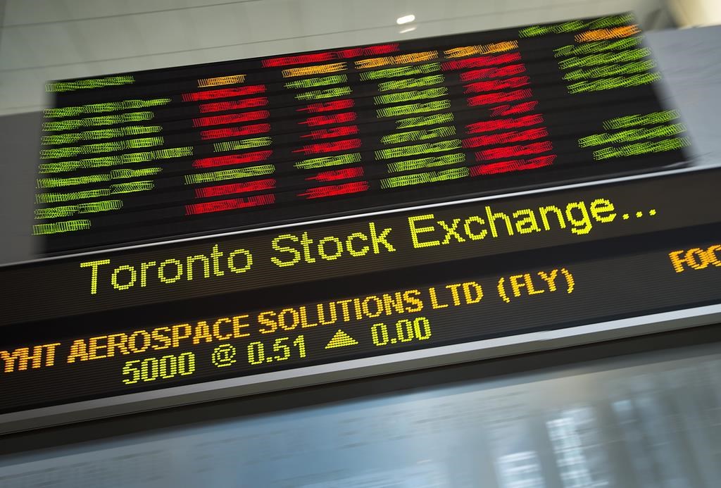 S&P/TSX composite falls but ends quarter with best month since October