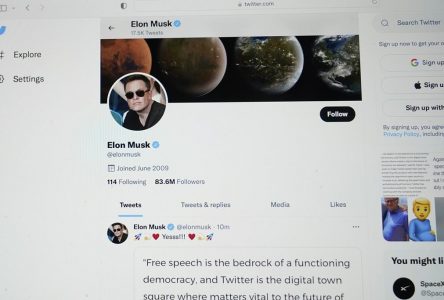 Elon Musk’s successful bid for Twitter explained, analyzed
