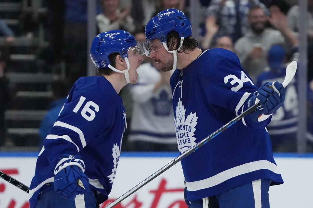 Spezza speaks, Toronto’s stars shine as Leafs down Bolts 4-3 to take 3-2 series lead