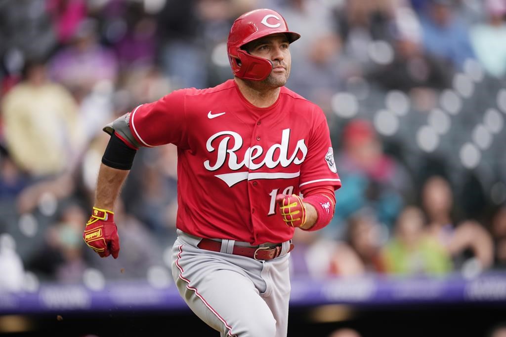 Joey Votto targets return to Reds lineup and Toronto on Friday