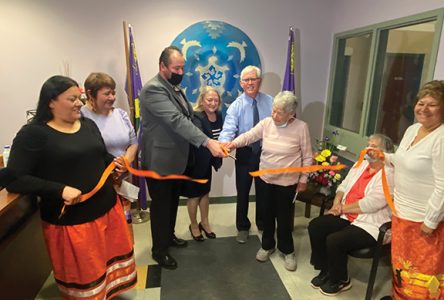 Akwesasne celebrates new program office  in Cornwall to assist children and families
