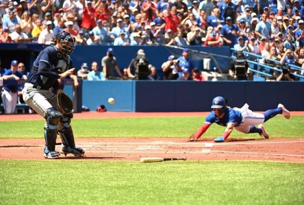 Blue Jays deal with 2 losses to Rays, off-field personal matters