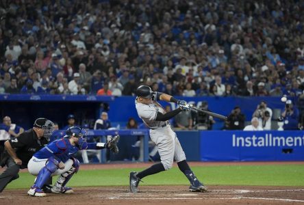 Judge ties Maris’ AL single-season home run record in Yankees’ 8-3 win over Blue Jays