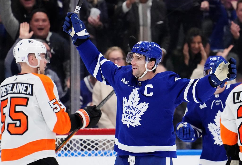 Tavares bags 11th career hat trick, Maple Leafs down Flyers to snap four-game slide