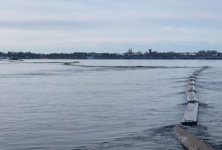 Installation of St. Lawrence River Ice Booms