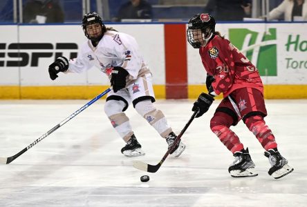 PHF Canada edges PHF World all-stars 3-2 in final