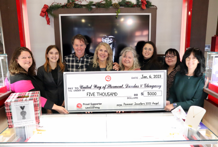 2022 Pommier Jewellers Christmas Angel raised $5000 for United Way Centraide SDG