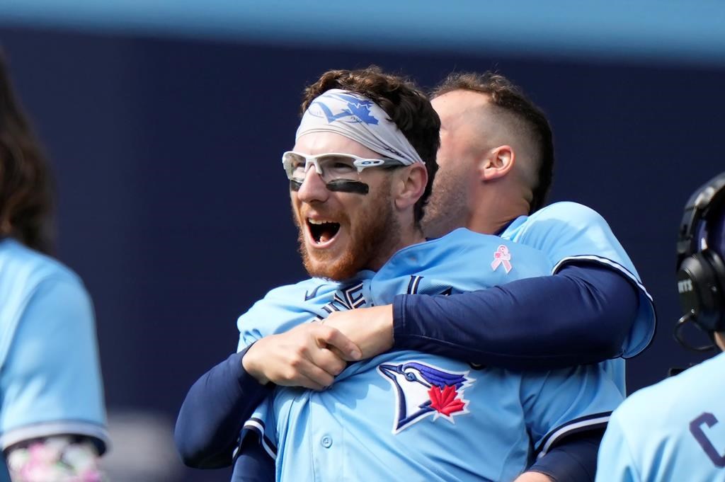 Danny Jansen lifts Blue Jays over Braves 6-5 for three-game sweep of Atlanta