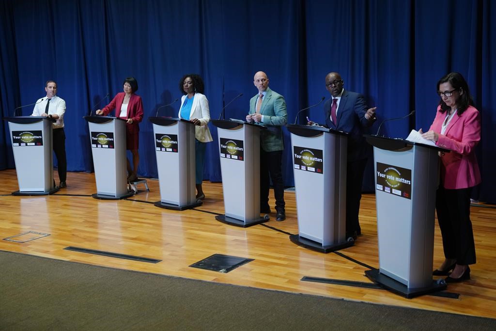 Man arrested after threats to Toronto mayoral candidates cause debate cancellation