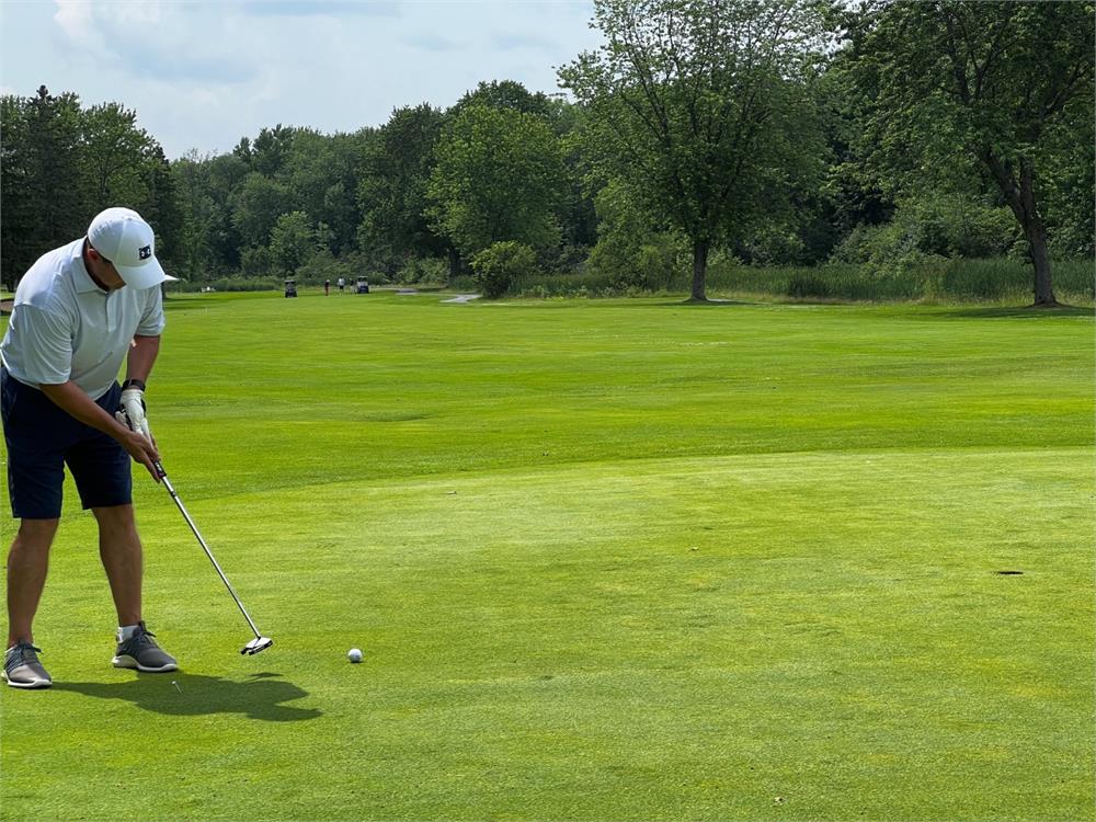 Annual Golf Tournament Raises $47K for Foundation