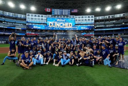 Playoff-bound Blue Jays persevered after a wobbly September, next up is the Twins