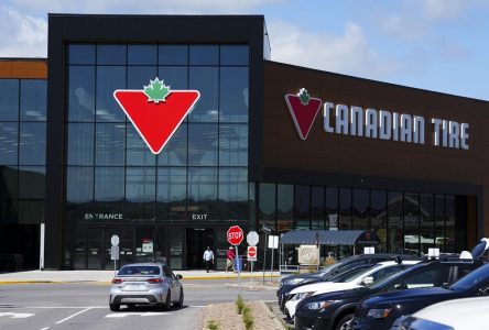 Canadian Tire cuts about 3% of workforce as customer spending slows