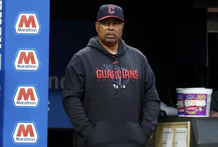 Longtime baseball coach DeMarlo Hale returns to Blue Jays as associate manager