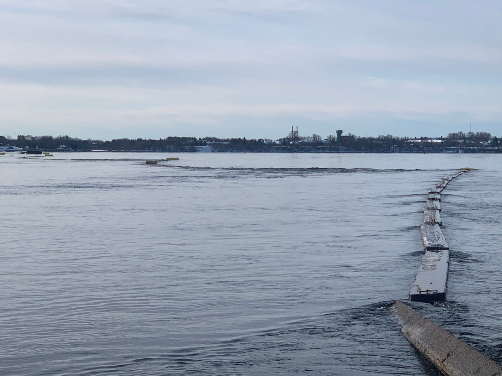 Installation of St. Lawrence River Ice Booms Underway
