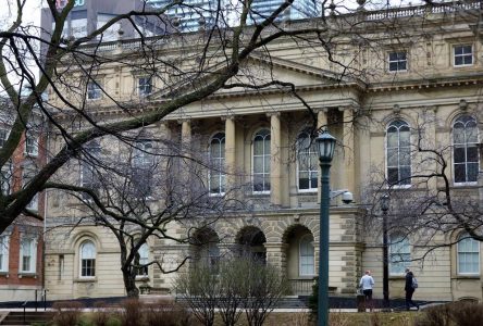 Ontario to repeal wage-cap law after loss in Appeal Court