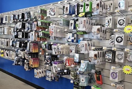 ‘No longer viable’: Ontario electronics retailer Factory Direct to liquidate stores