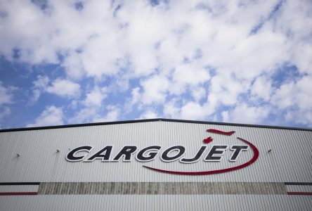Cargojet reports Q4 loss compared with profit a year earlier, revenue down