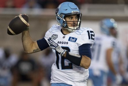 Ex-coach in Canadian Football League alleges harassment by Argonauts QB Kelly, wrongful dismissal