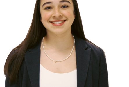 Valérie GC Lalonde, une élève de l’École secondaire catholique de Plantagenet (ESCP) fait partie des 90 finalistes pan-canadiens de la Bourse Loran.