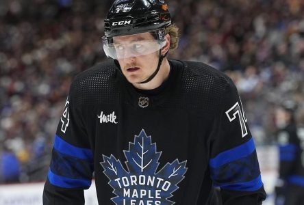 Toronto Maple Leafs sign forward McMann to 2-year contract extension