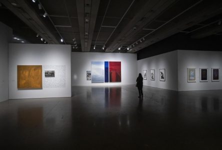 Hundreds of Art Gallery of Ontario workers on strike after rejecting contract offer