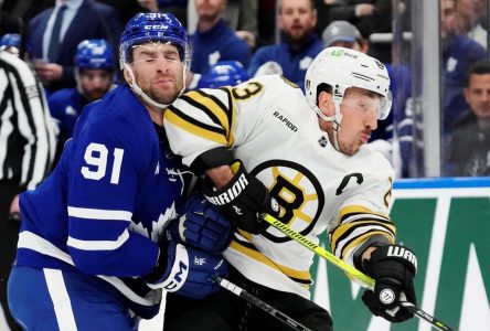 Marchand stars again, Swayman solid as Bruins push disjointed Leafs to the brink