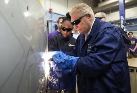 Ontario introduces sped-up apprenticeship path for high school students
