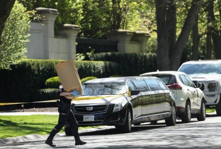 Toronto police seek suspect vehicle after security guard shot outside Drake’s mansion