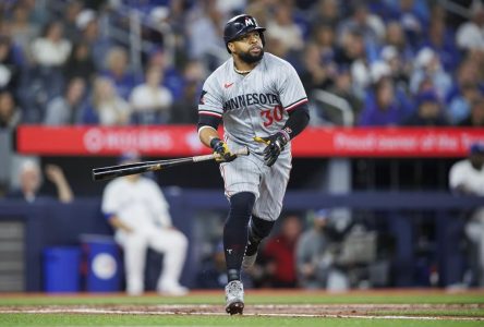 Santana’s solo shot lifts Twins over Blue Jays 3-2 in rematch of wild-card series